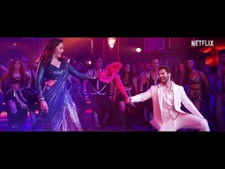 madhuri dixit and varun dhawan mature