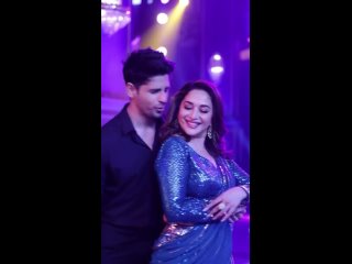 madhuri dixit and siddharth malhotra mature