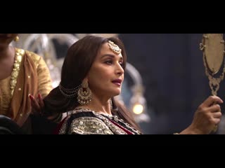 the making of the kalank film. jewelry collection design. interviews of the main characters.